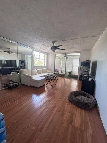 7300 NW 17th Street 402, Plantation, FL 33313