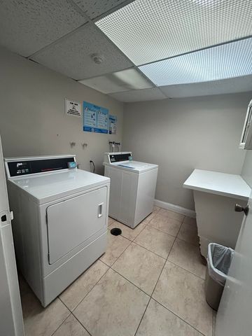 7300 NW 17th Street 402, Plantation, FL 33313