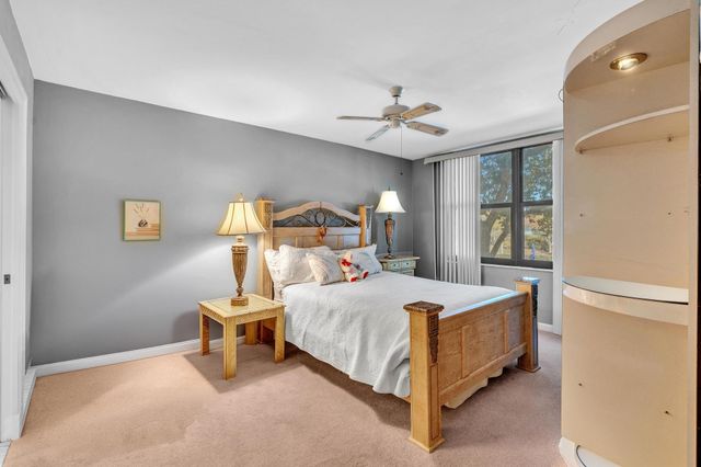 10643 W Clairmont Circle 202, Tamarac, FL 33321