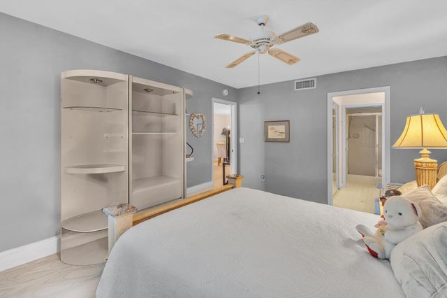 10643 W Clairmont Circle 202, Tamarac, FL 33321