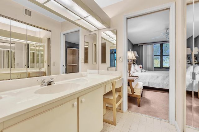 10643 W Clairmont Circle 202, Tamarac, FL 33321