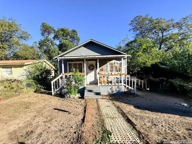 957 Crystal, San Antonio, TX 78211