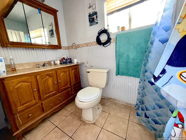 957 Crystal, San Antonio, TX 78211