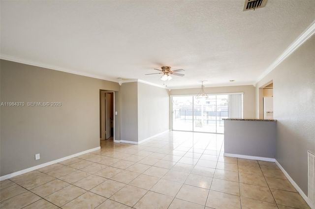 4314 Taft St, Hollywood, FL 33021