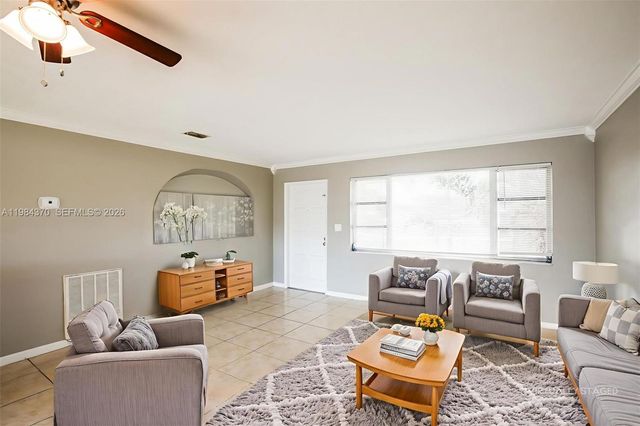 4314 Taft St, Hollywood, FL 33021