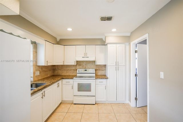 4314 Taft St, Hollywood, FL 33021