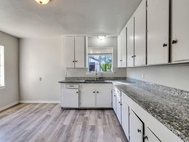 7622 S Hall Street, Houston, TX 77028