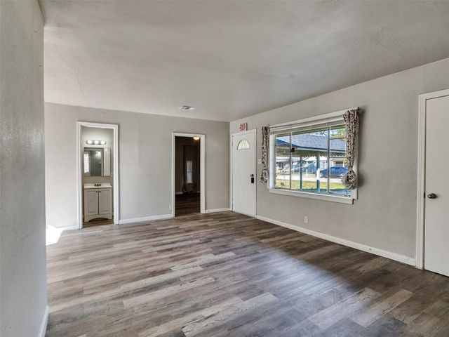 7622 S Hall Street, Houston, TX 77028