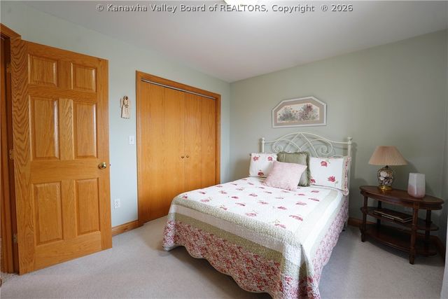 947 Gordon Drive, Charleston, WV 25303