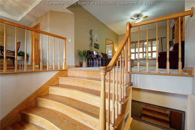 947 Gordon Drive, Charleston, WV 25303