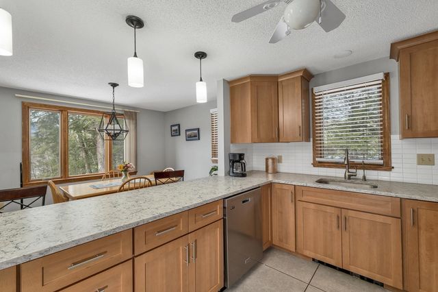 60 Northpointe Road, Thornton, NH 03285