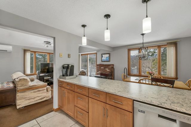 60 Northpointe Road, Thornton, NH 03285