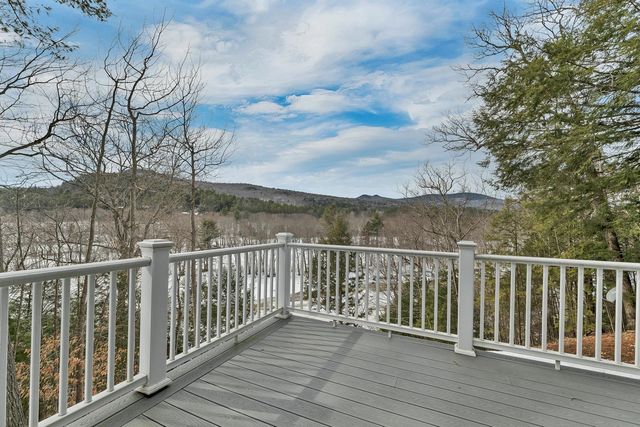 60 Northpointe Road, Thornton, NH 03285