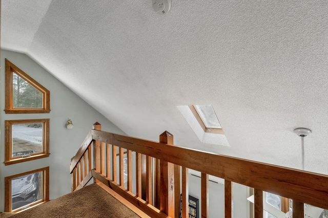 60 Northpointe Road, Thornton, NH 03285