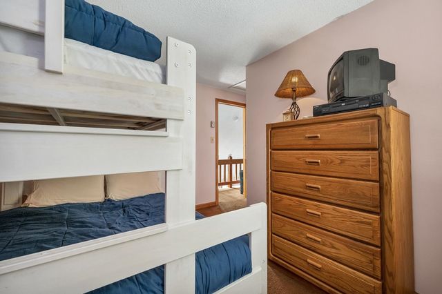 60 Northpointe Road, Thornton, NH 03285