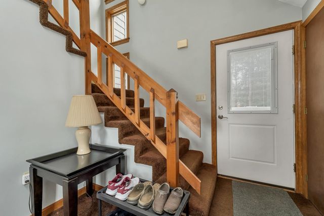 60 Northpointe Road, Thornton, NH 03285