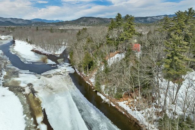 60 Northpointe Road, Thornton, NH 03285