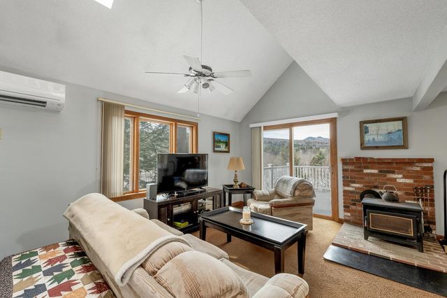 60 Northpointe Road, Thornton, NH 03285