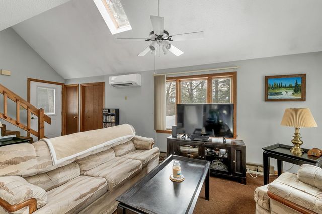 60 Northpointe Road, Thornton, NH 03285