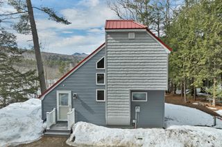 60 Northpointe Road, Thornton, NH 03285