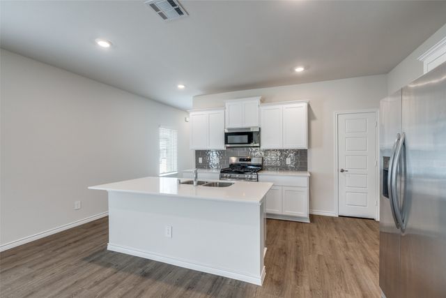 1316 Rusted Rail Drive, Princeton, TX 75407