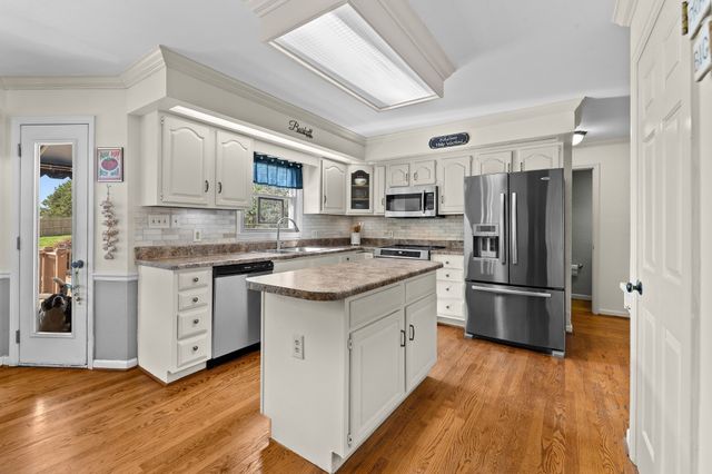 1503 Heritage Dr, Columbia, TN 38401