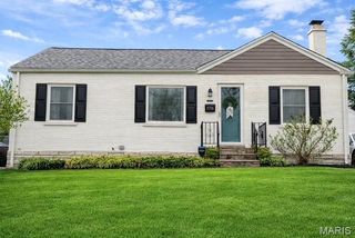 9208 Southview Lane, St Louis, MO 63123