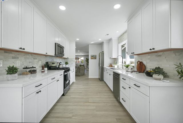 1662 Dorchester Pl, Concord, CA 94519