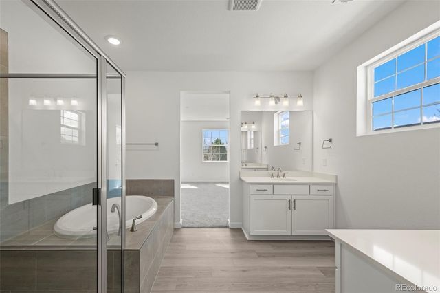 4043 Emerald Shore Drive, Loveland, CO 80538