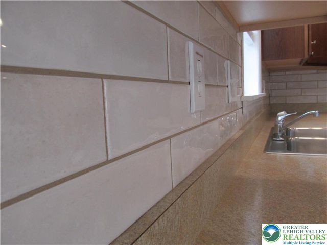 3813 Belcourt Road, Forks Twp, PA 18040