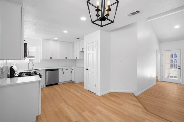 16307 Essex CV, Pflugerville, TX 78660