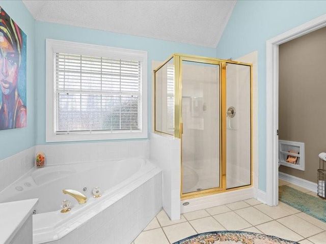 138 Oak Bend Drive, Stockbridge, GA 30281