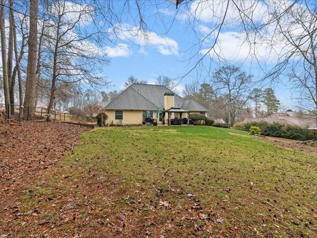 138 Oak Bend Drive, Stockbridge, GA 30281