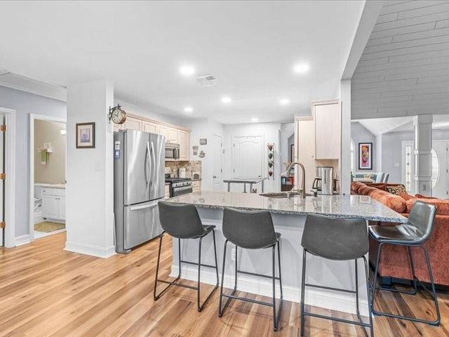 138 Oak Bend Drive, Stockbridge, GA 30281