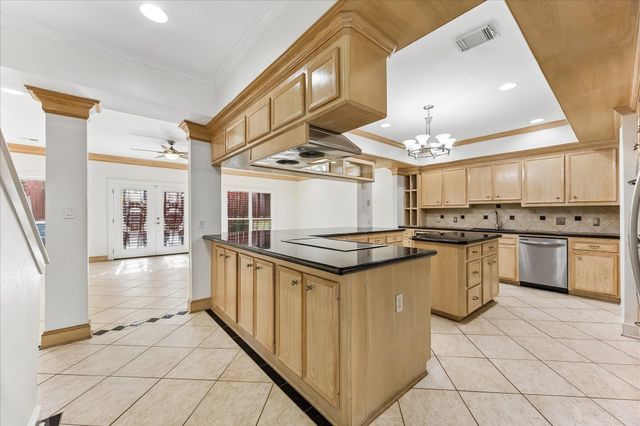 251 Malone Street, Houston, TX 77007