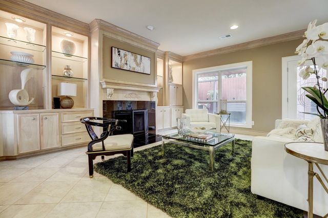 251 Malone Street, Houston, TX 77007