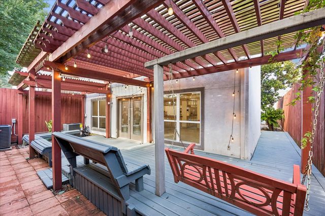251 Malone Street, Houston, TX 77007