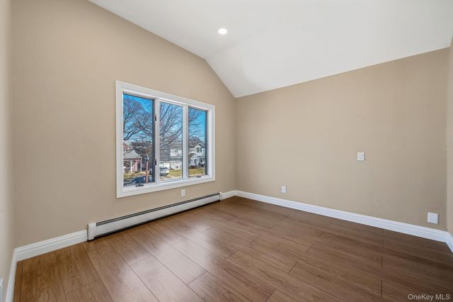 1027 Windermere Road, Franklin Square, NY 11010