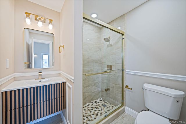 1027 Windermere Road, Franklin Square, NY 11010