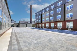 327 Pine Street 1020, Pawtucket, RI 02860