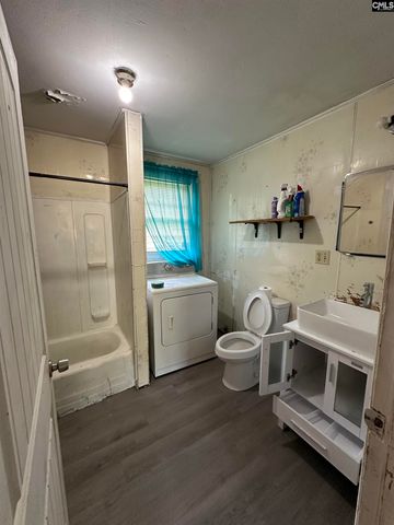 1136 Main Street, West Columbia, SC 29170