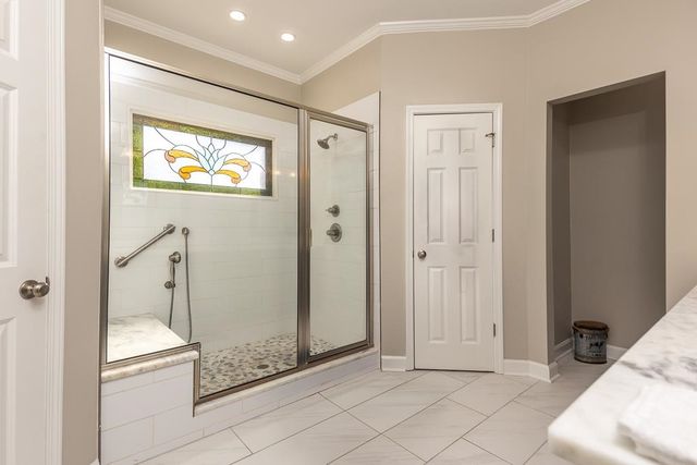 8746 RIVER HOLLOW DR, Memphis, TN 38016