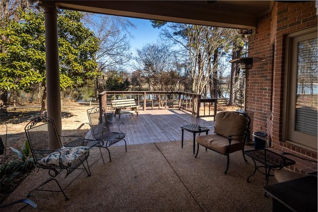 8746 RIVER HOLLOW DR, Memphis, TN 38016