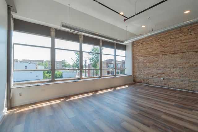 2202 Lombard Avenue 204, Berwyn, IL 60402