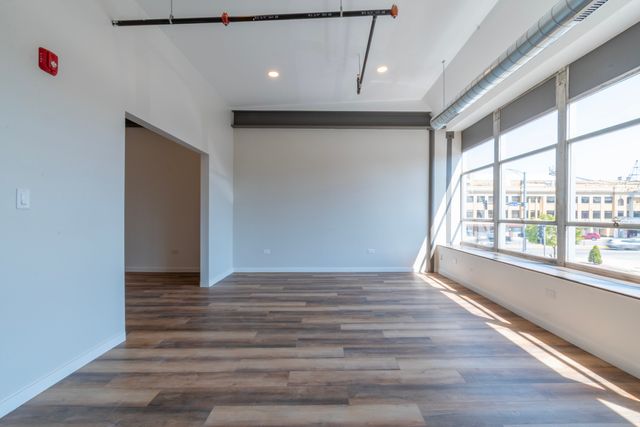 2202 Lombard Avenue 204, Berwyn, IL 60402
