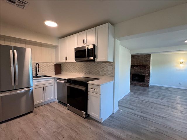 7224 VALIANT COURT, Orlando, FL 32818