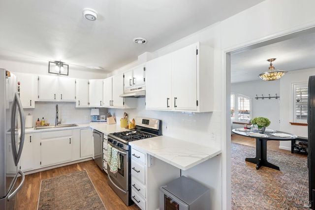 337 Bettencourt St, Sonoma, CA 95476