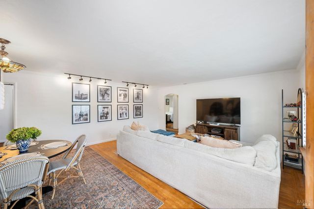 337 Bettencourt St, Sonoma, CA 95476