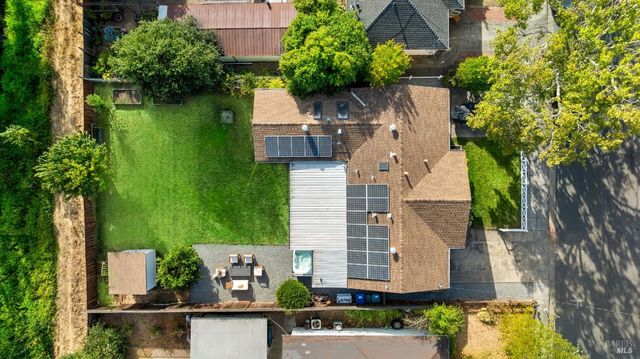 337 Bettencourt St, Sonoma, CA 95476