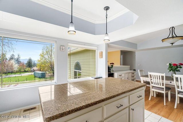 7784 N Sundance Dr, Coeur D'alene, ID 83815
